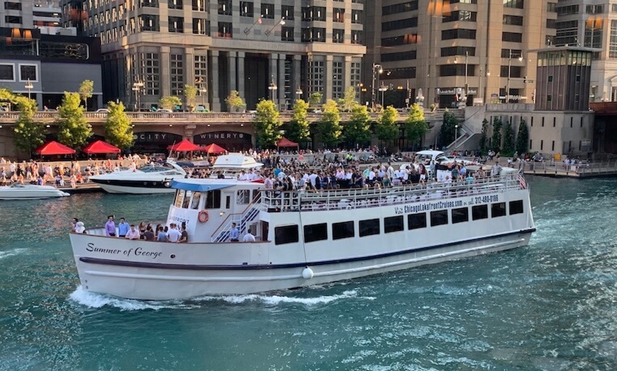 Image 9: 90-Min Chicago Architecture Boat Tour & Cruise from Tours and Boats