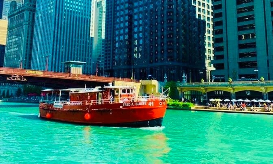 Image 11: Boat Tour from Chicago Fireboat Tours
